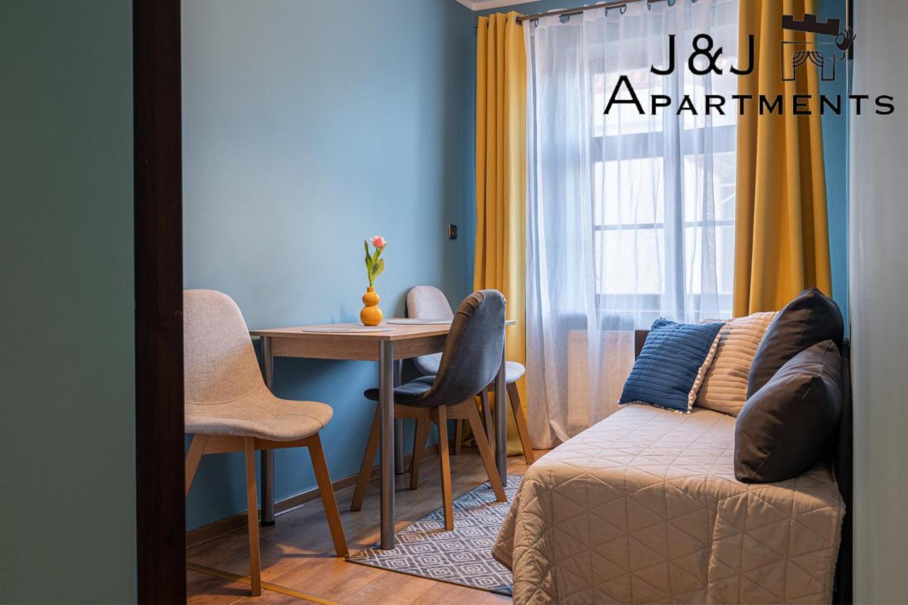 J&J Apartments, Szczytna 1, Apartament 9 Torun Bagian luar foto