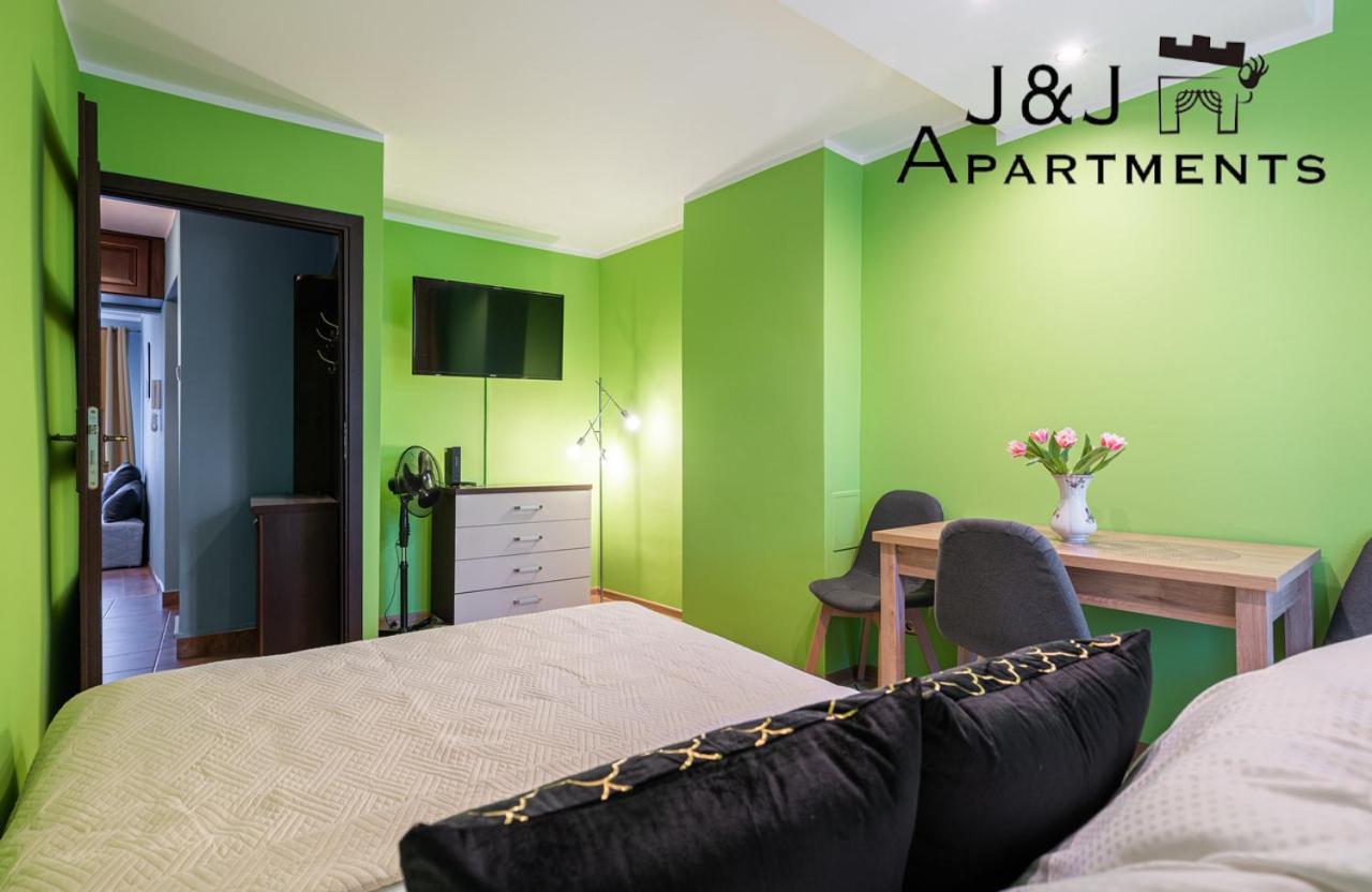 J&J Apartments, Szczytna 1, Apartament 9 Torun Bagian luar foto